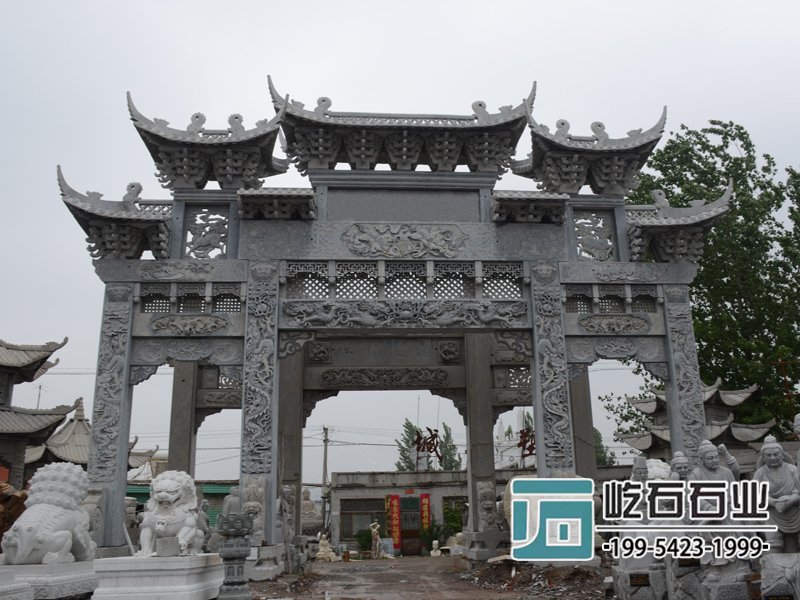 石雕牌坊